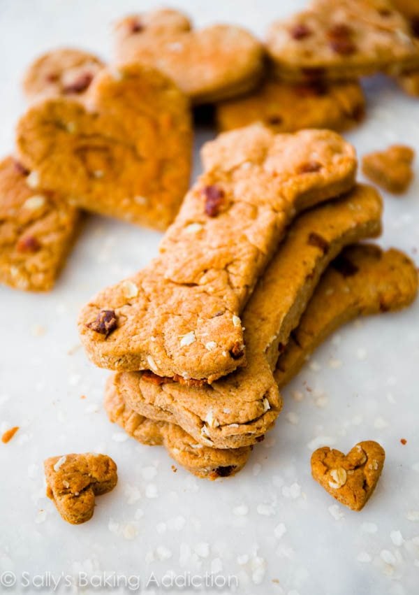 peanut butter bacon dog treats shaped like bones