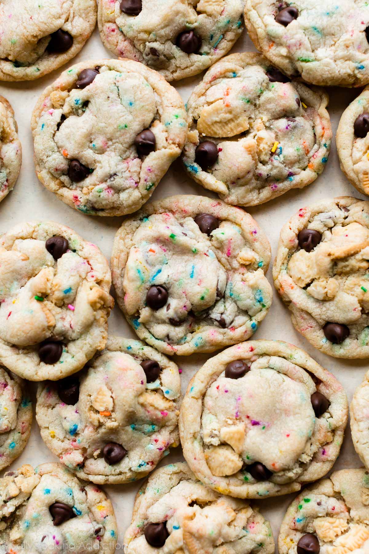 Cake Batter Oreo Cookies
