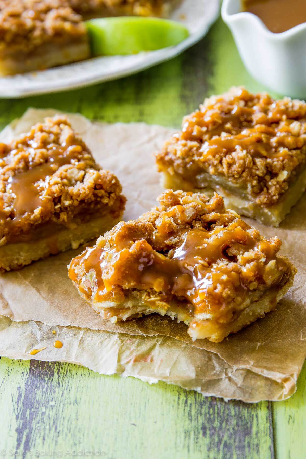 salted caramel apple pie bars