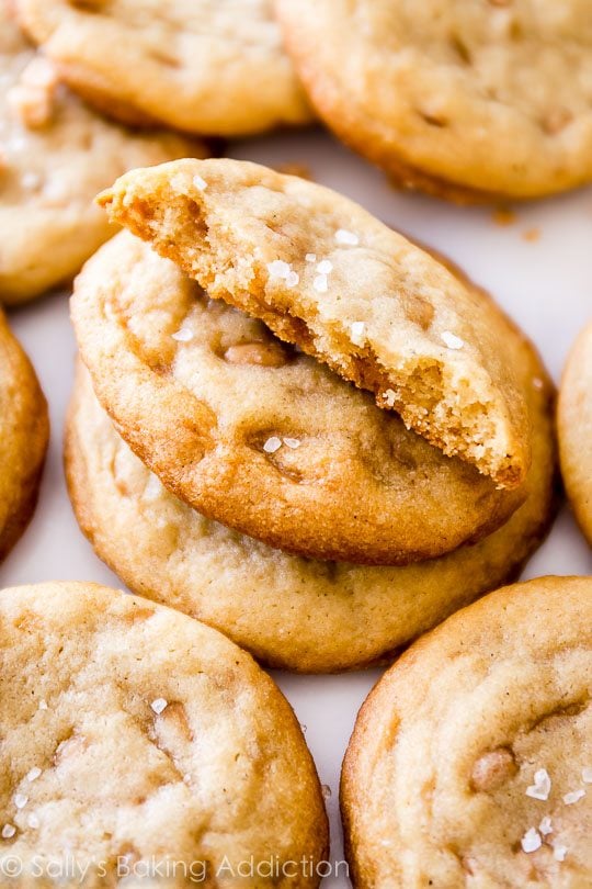 salted vanilla toffee cookies