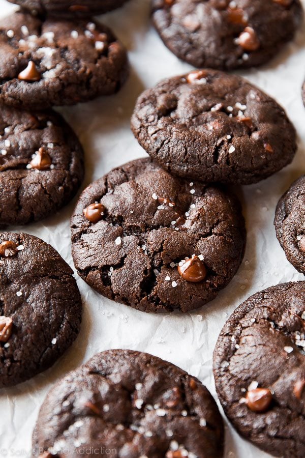 salted dark chocolate cookies