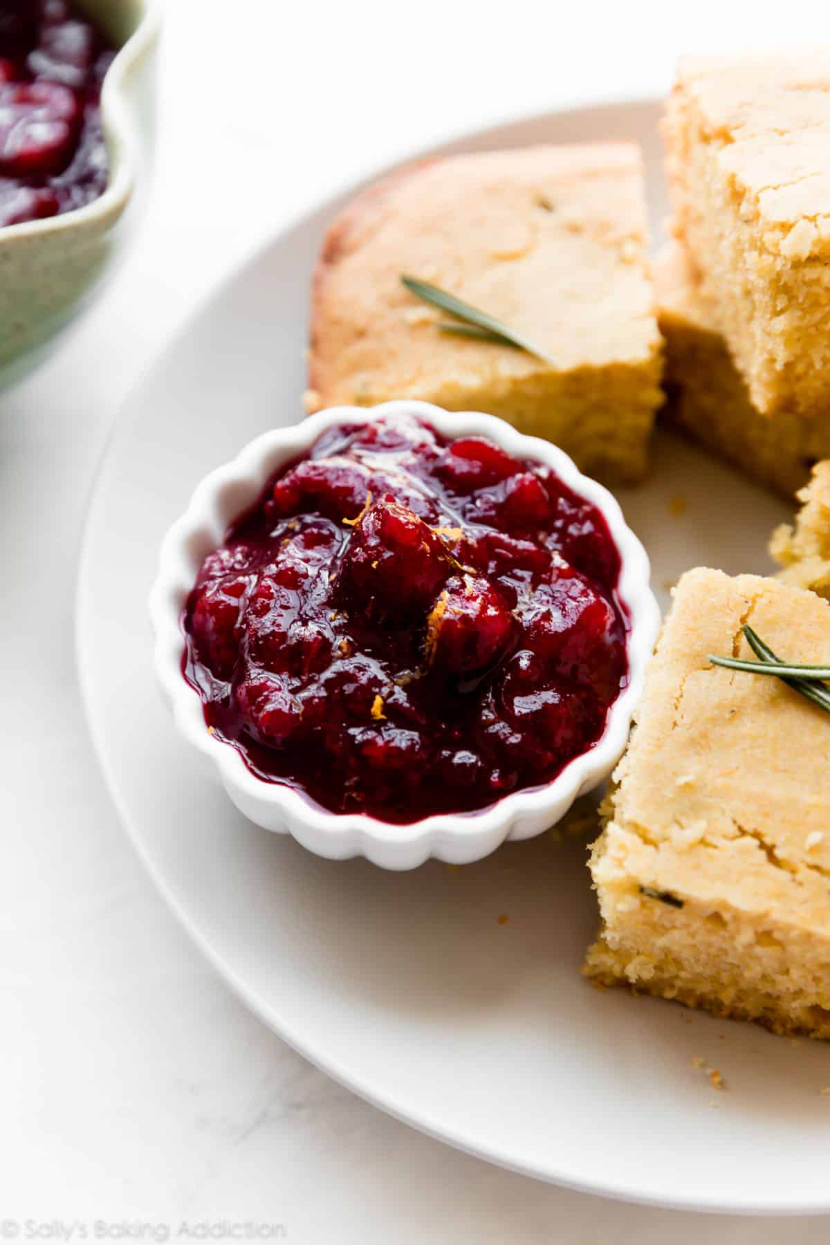 cranberry sauce with cornbread