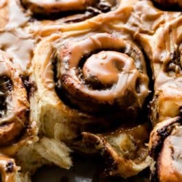 chocolate sweet rolls in pan