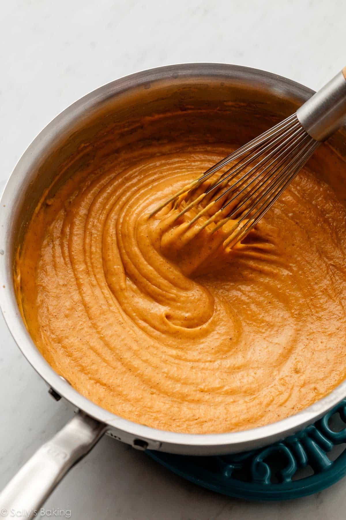 pumpkin pastry cream in pot.