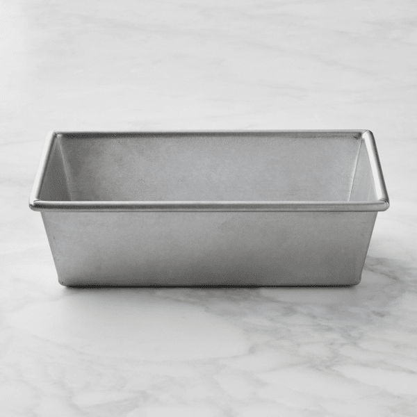 8.5x4.5-inch aluminum loaf pan
